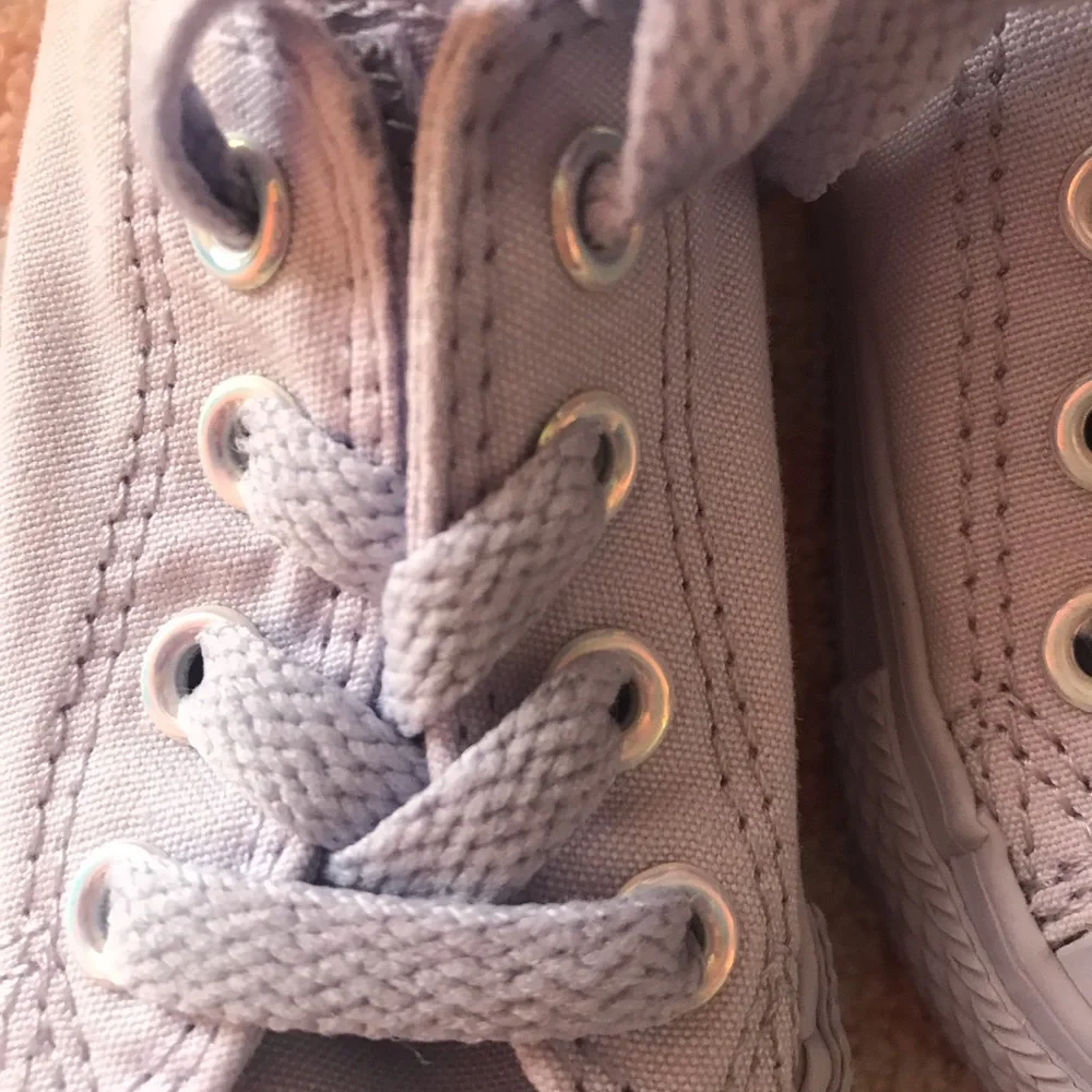 Converse - Picture 3 of 6